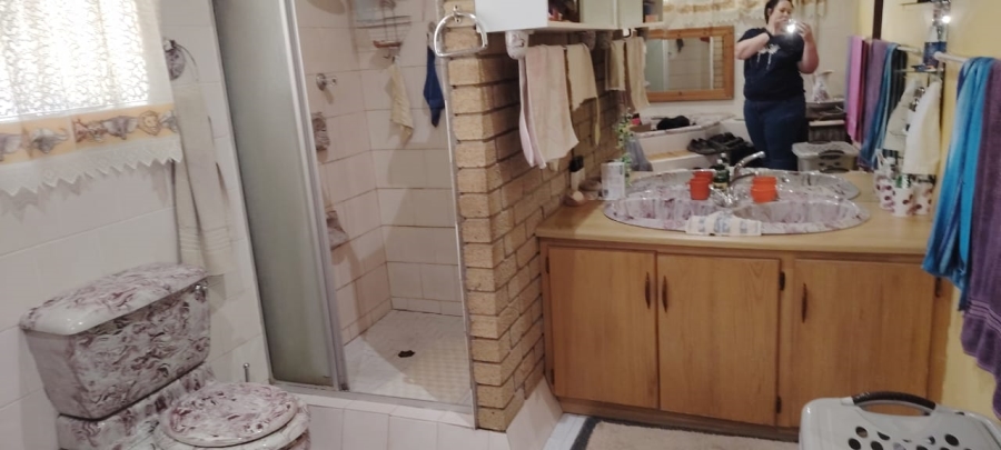 3 Bedroom Property for Sale in Brandwag Free State